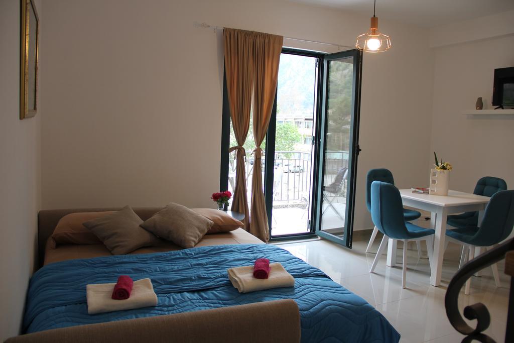 Filipa Apartment Kotor Eksteriør billede