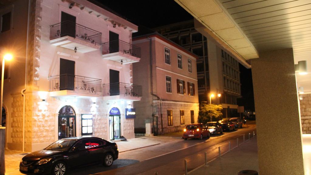 Filipa Apartment Kotor Eksteriør billede