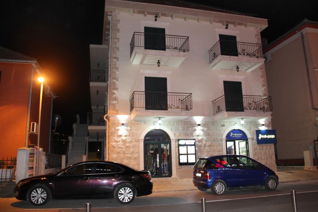 Filipa Apartment Kotor Eksteriør billede